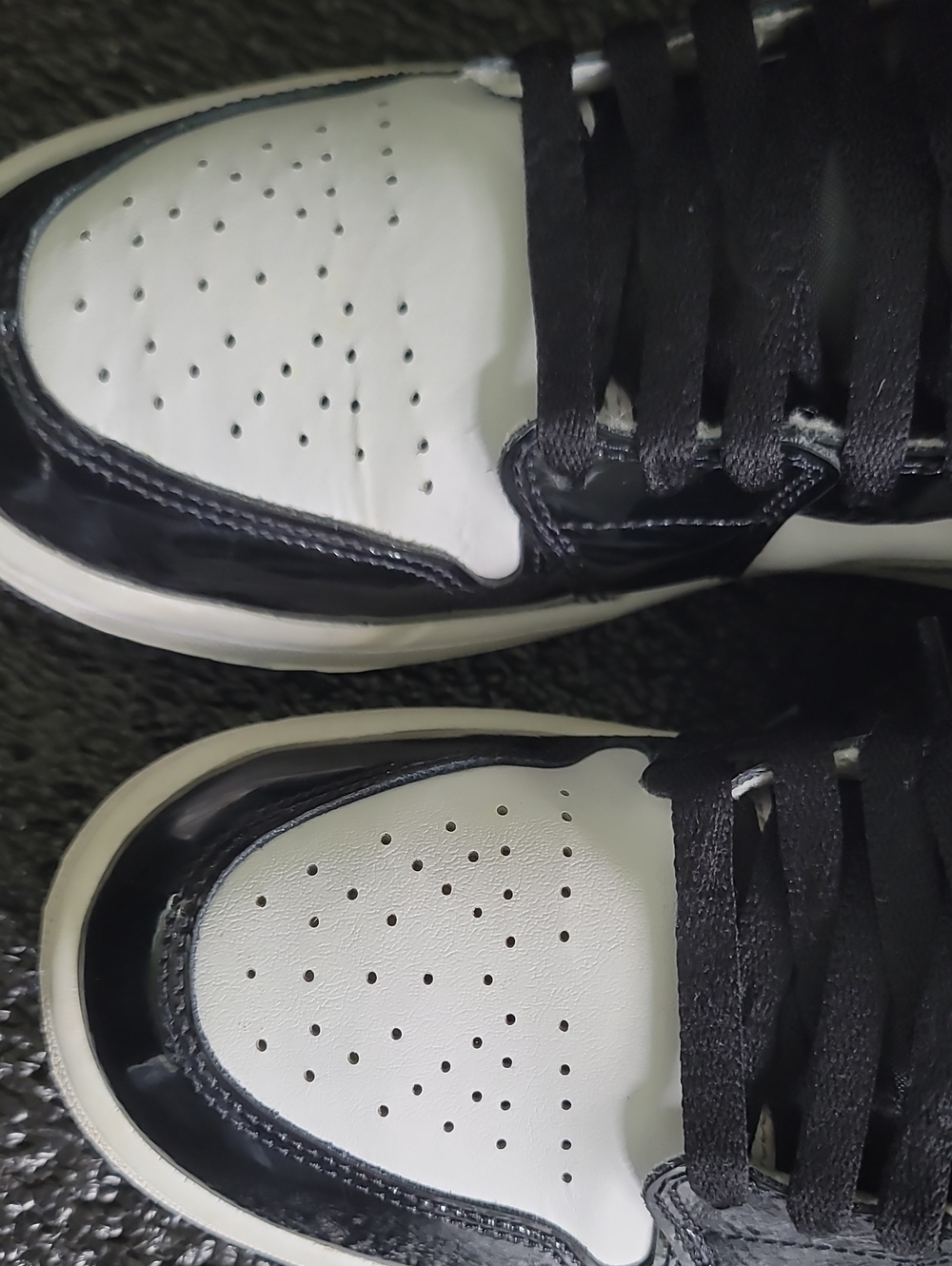 Nike Air Jordan 1 Mid SE "Metallic Silver/Metallic Gold" Mens 8 Fast Shipping - Picture 16 of 16